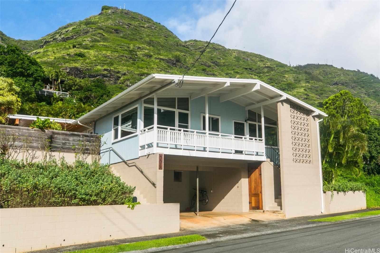 936 Hao Street , Honolulu, Hi 96821 Aina Haina Area