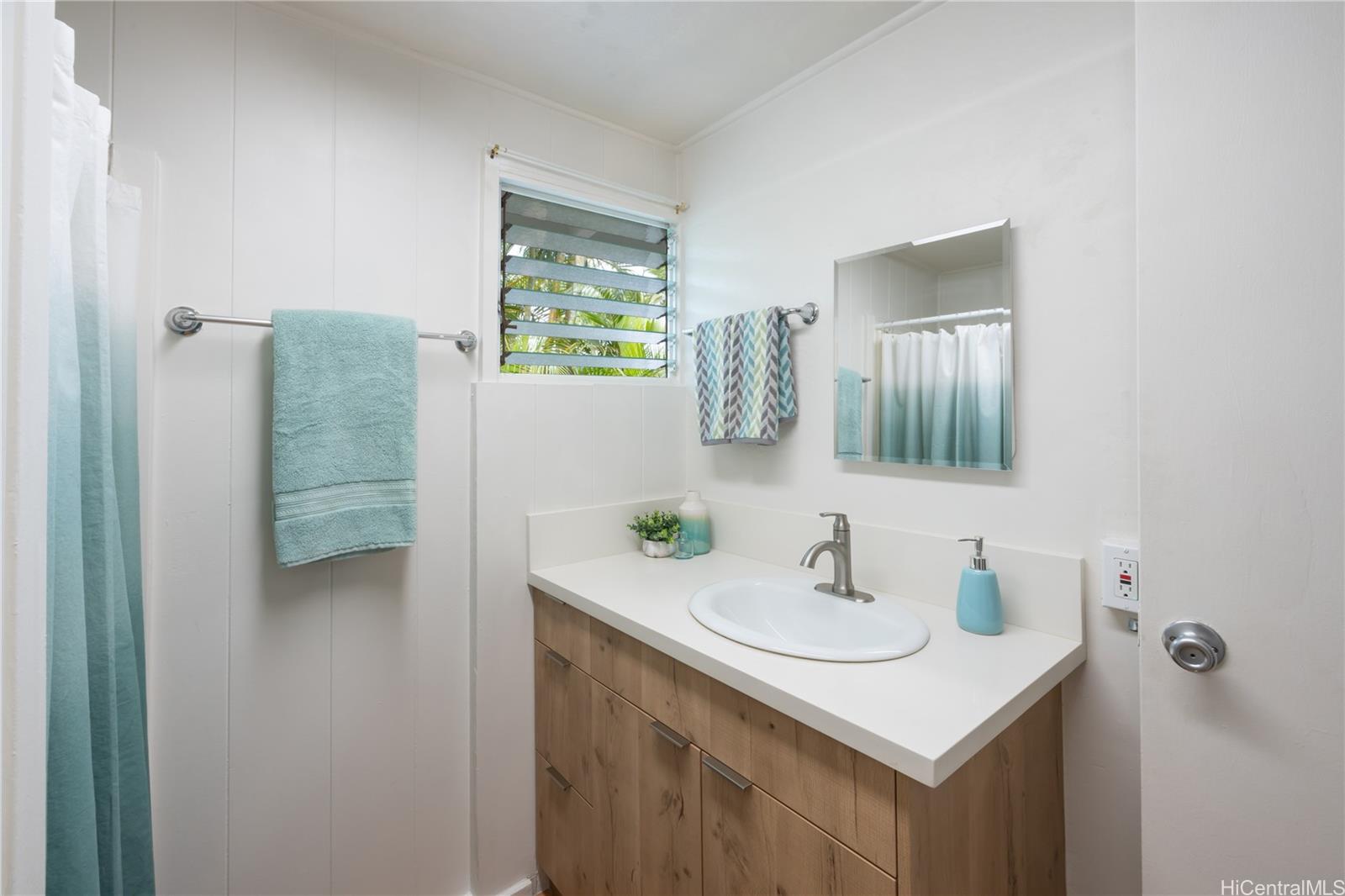 936  Mokapu Blvd Kalaheo Hillside, Kailua home - photo 15 of 24