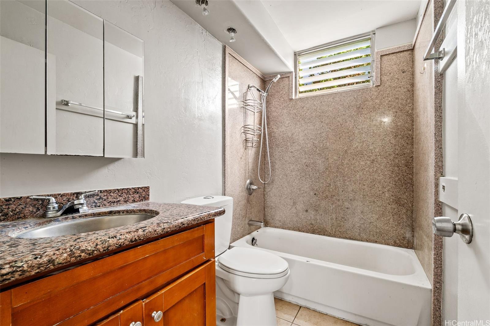 Kunia Palms condo # D112, Waipahu, Hawaii - photo 16 of 25