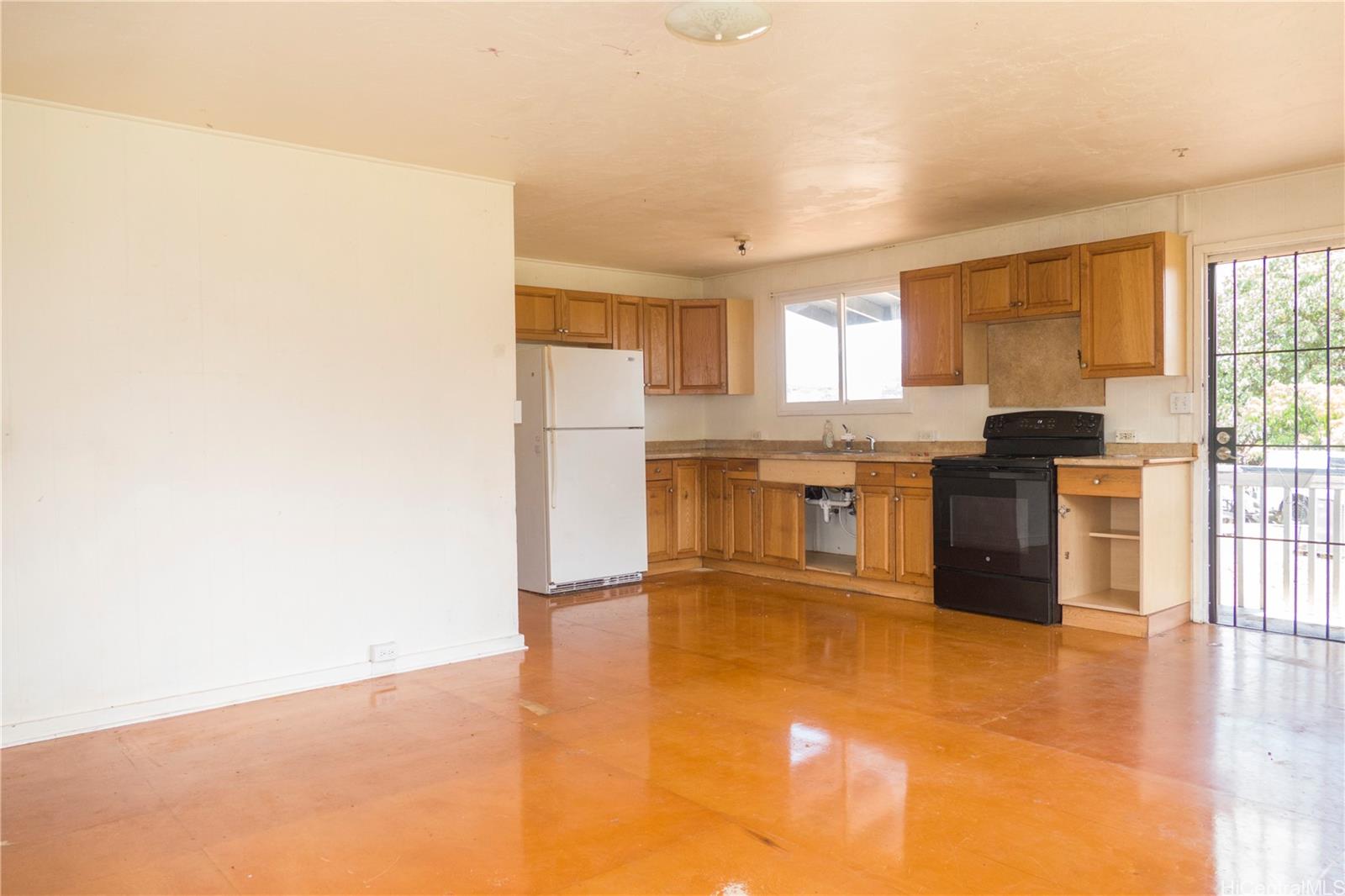 94-027  Nawaakoa Place Waipahu-lower, Waipahu home - photo 7 of 19