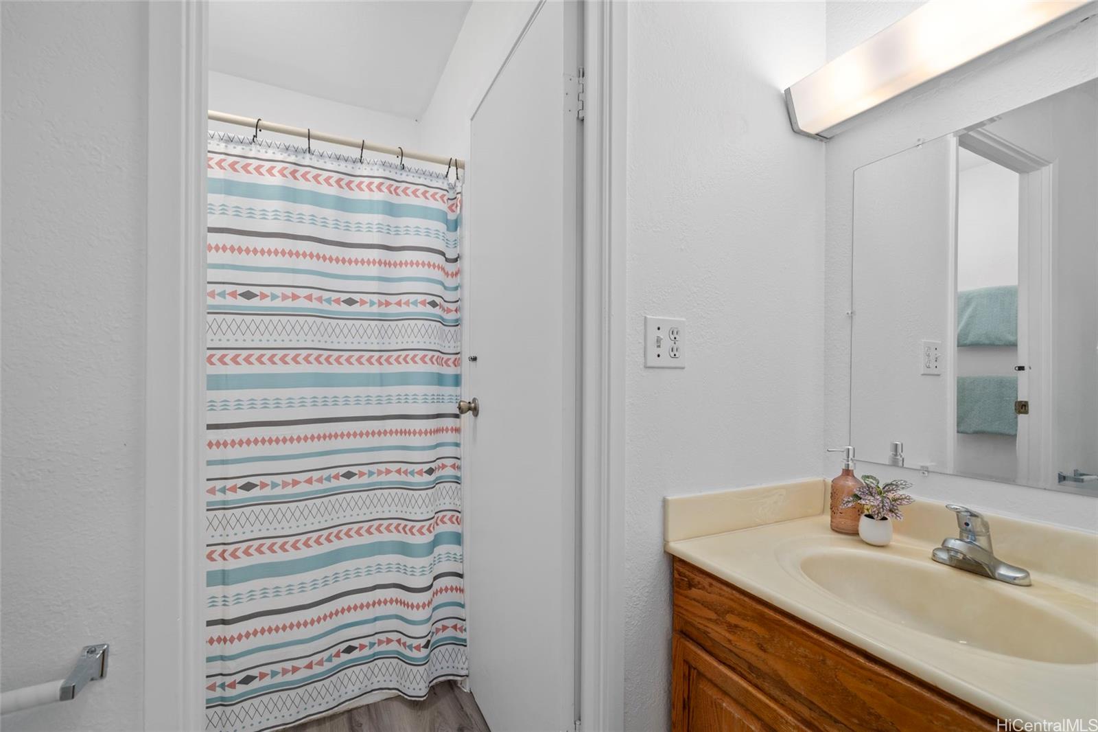 MTA townhouse # 114, Mililani, Hawaii - photo 8 of 18