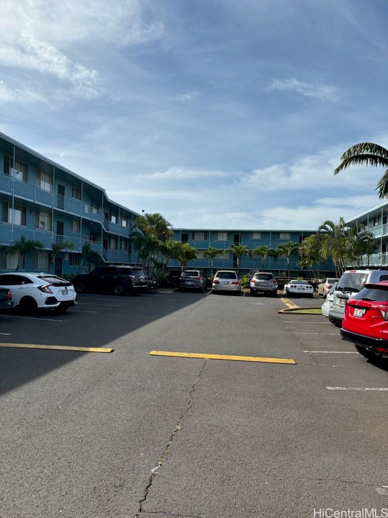 94-049 Waipahu Street townhouse # 203, Waipahu, Hawaii - photo 2 of 2