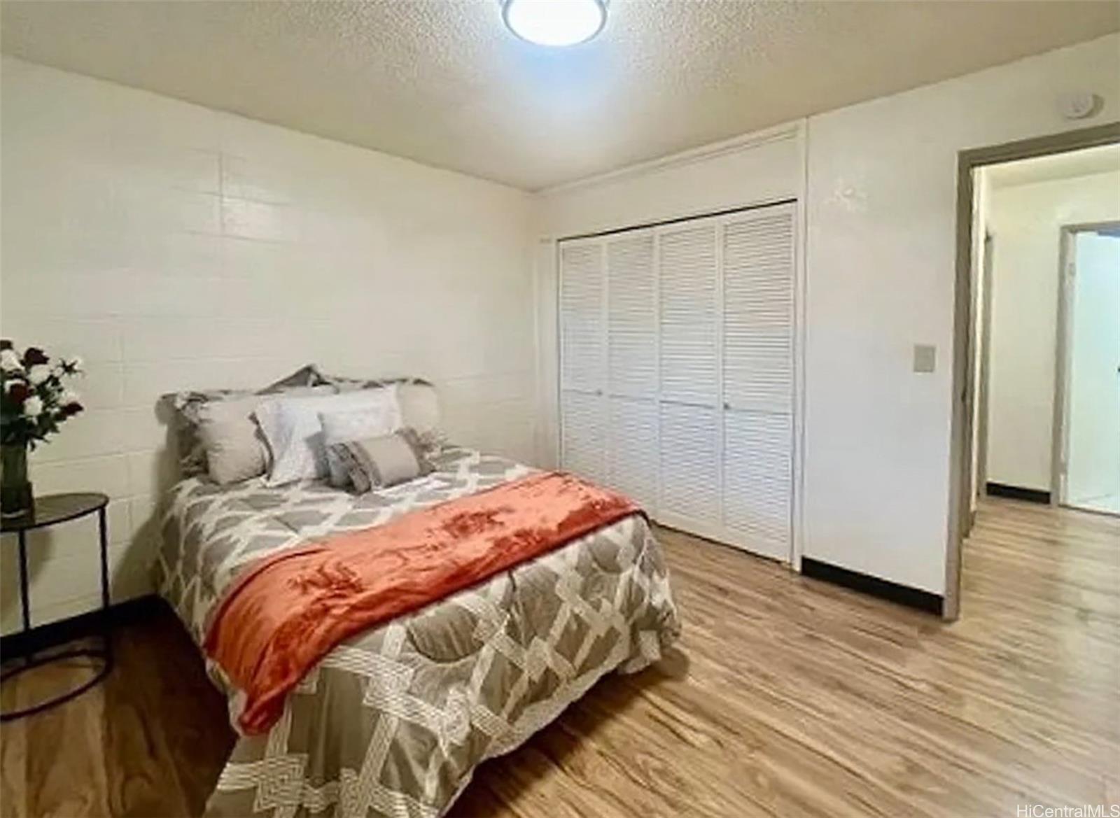 Leolua Gardens condo # A102, Waipahu, Hawaii - photo 4 of 8