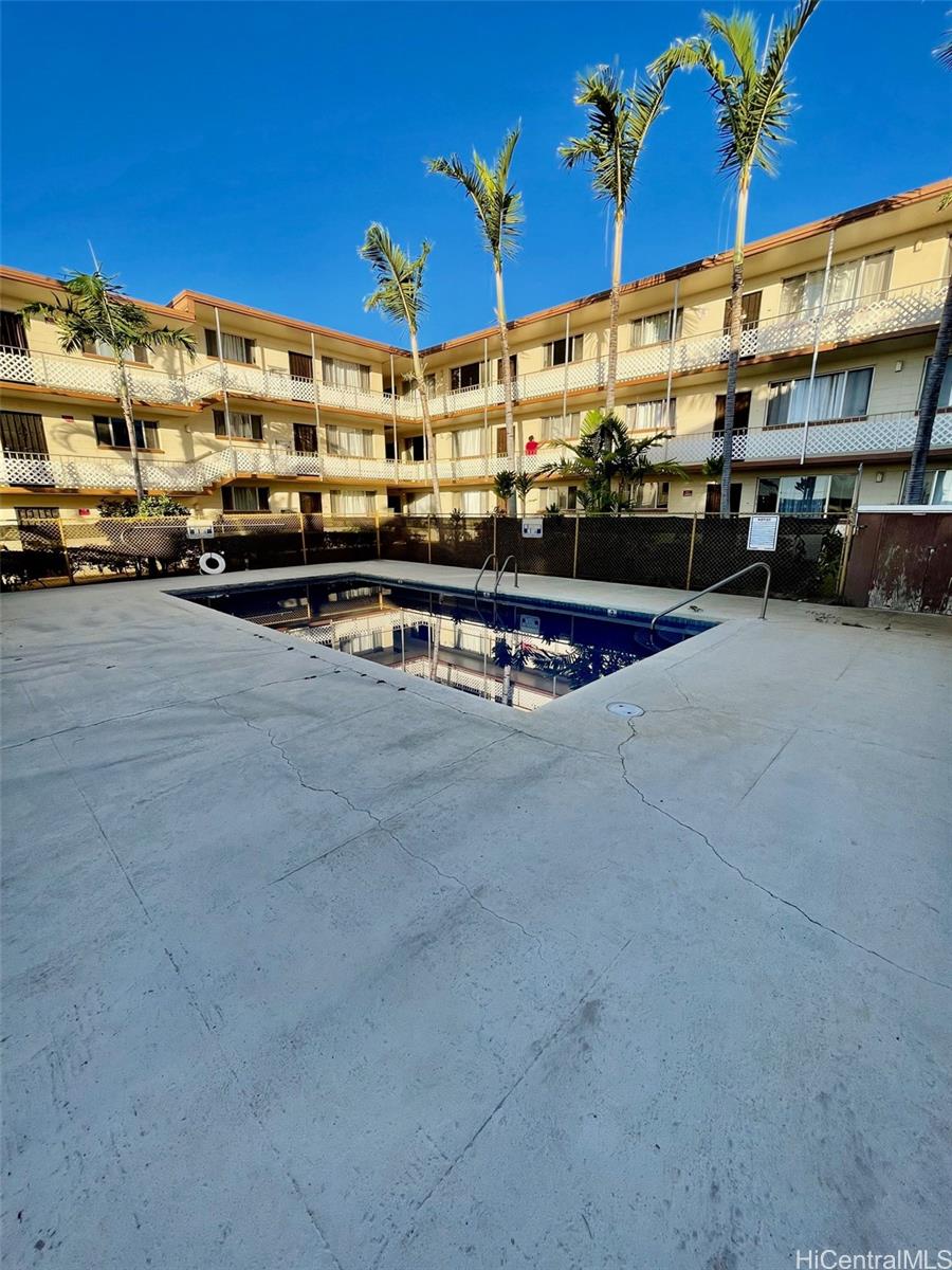 Leolua Gardens condo # C114, Waipahu, Hawaii - photo 17 of 18