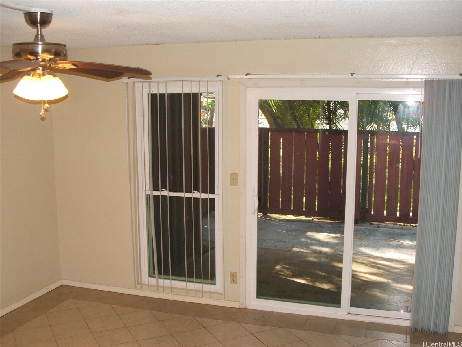 94-063 Anania Drive townhouse # 123, Mililani, Hawaii - photo 4 of 14