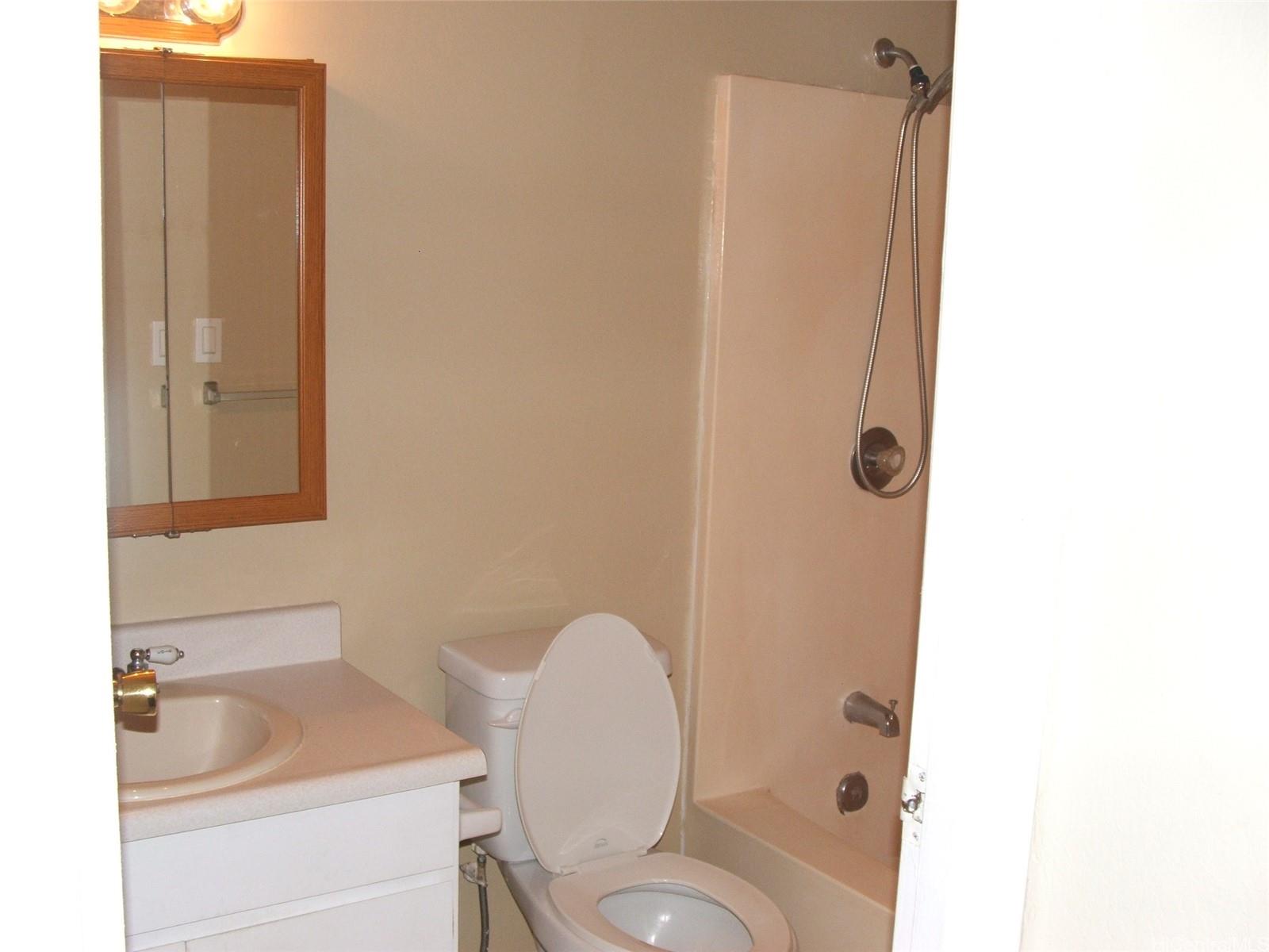 94-063 Anania Drive townhouse # 123, Mililani, Hawaii - photo 7 of 14