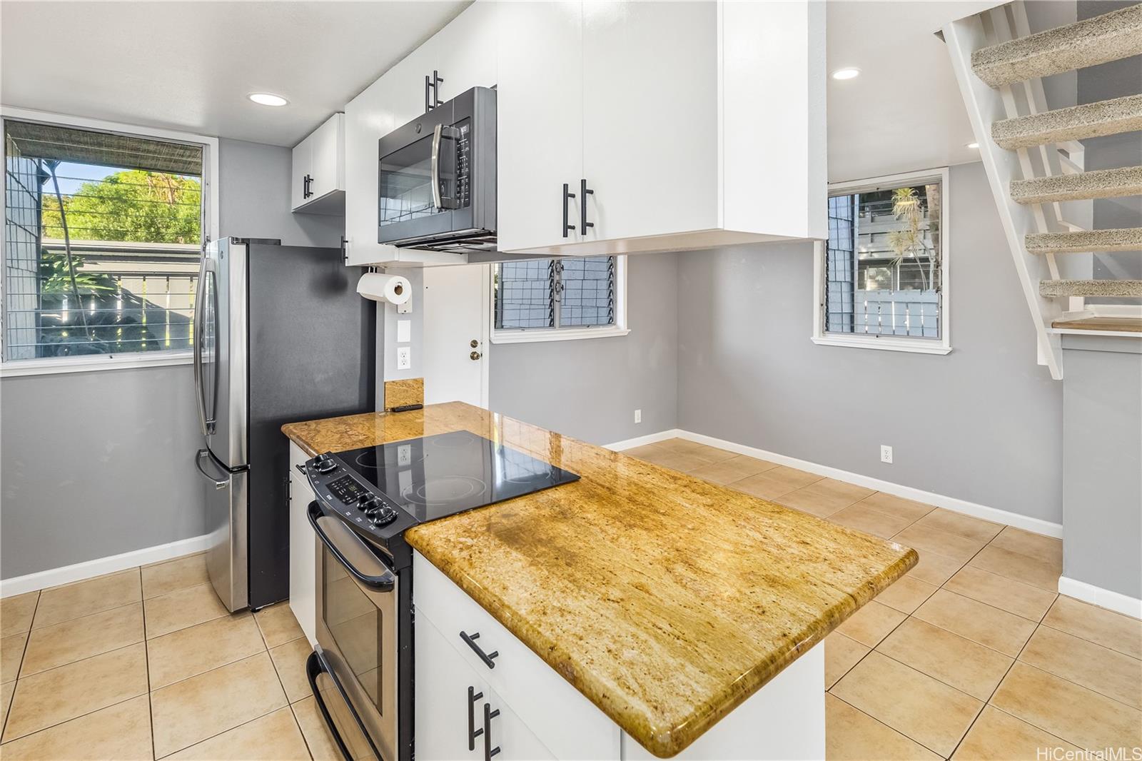 Mililani Town Association townhouse # 144, Mililani, Hawaii - photo 10 of 18