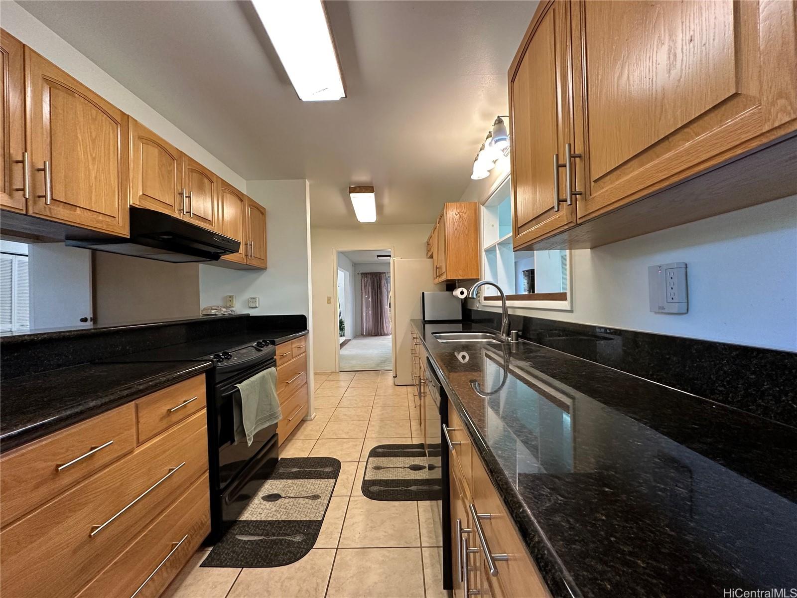 94-070  Akualele Place Mililani Area, Central home - photo 4 of 25