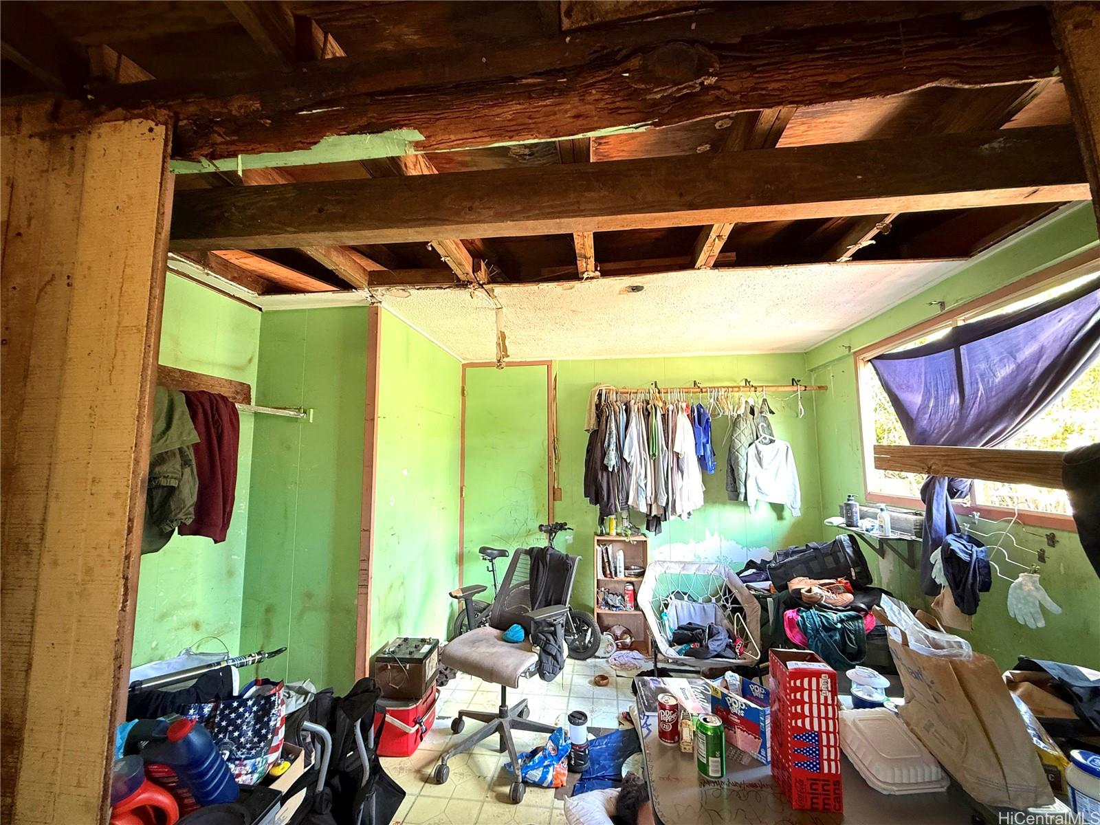 94-078  Hulahe Street Harbor View, Waipahu home - photo 21 of 23