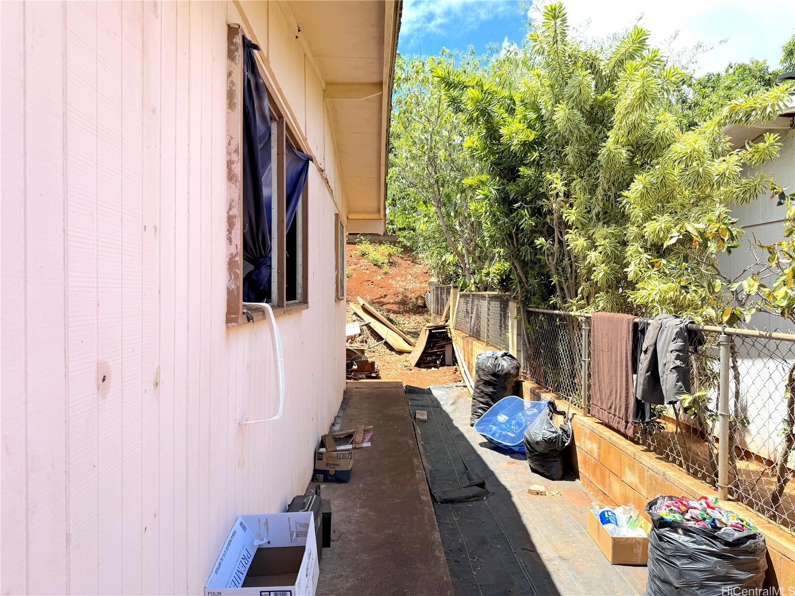 94-078  Hulahe Street Harbor View, Waipahu home - photo 23 of 23