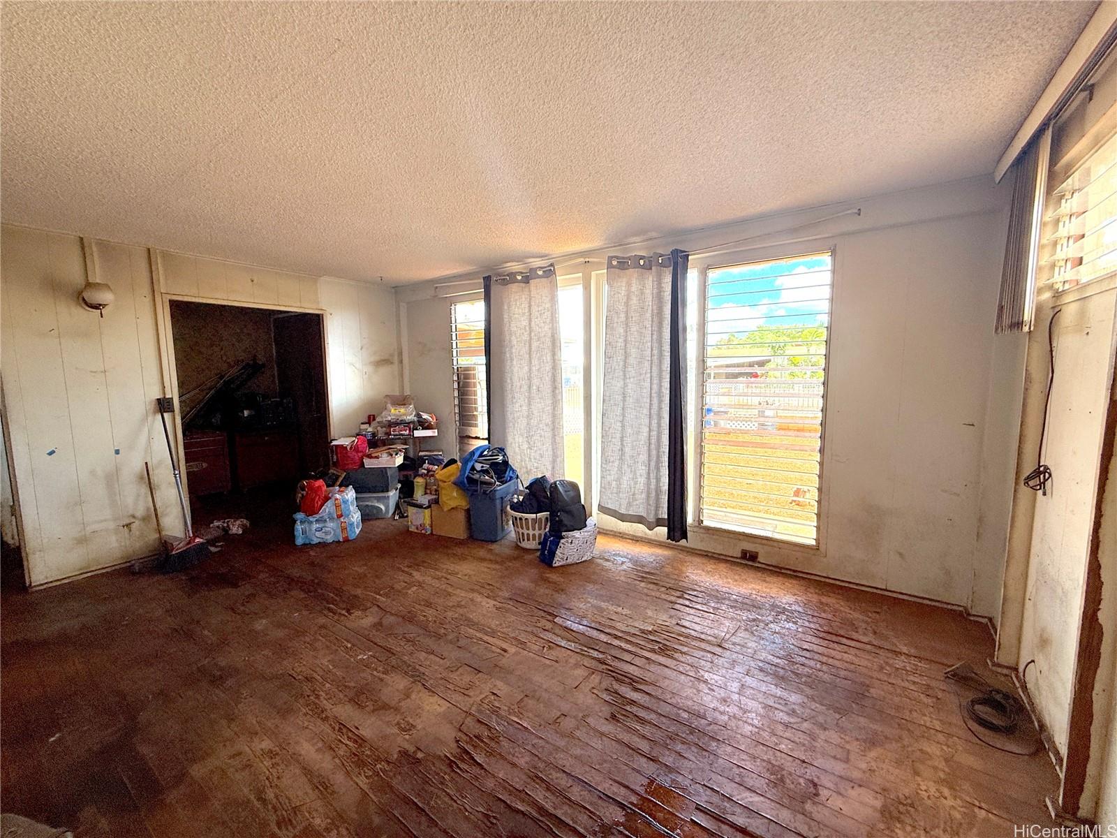 94-078  Hulahe Street Harbor View, Waipahu home - photo 8 of 23