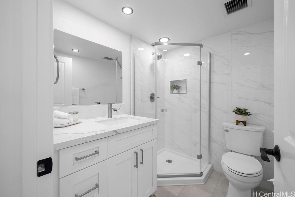 Leolua Regent condo # A306, Waipahu, Hawaii - photo 9 of 17