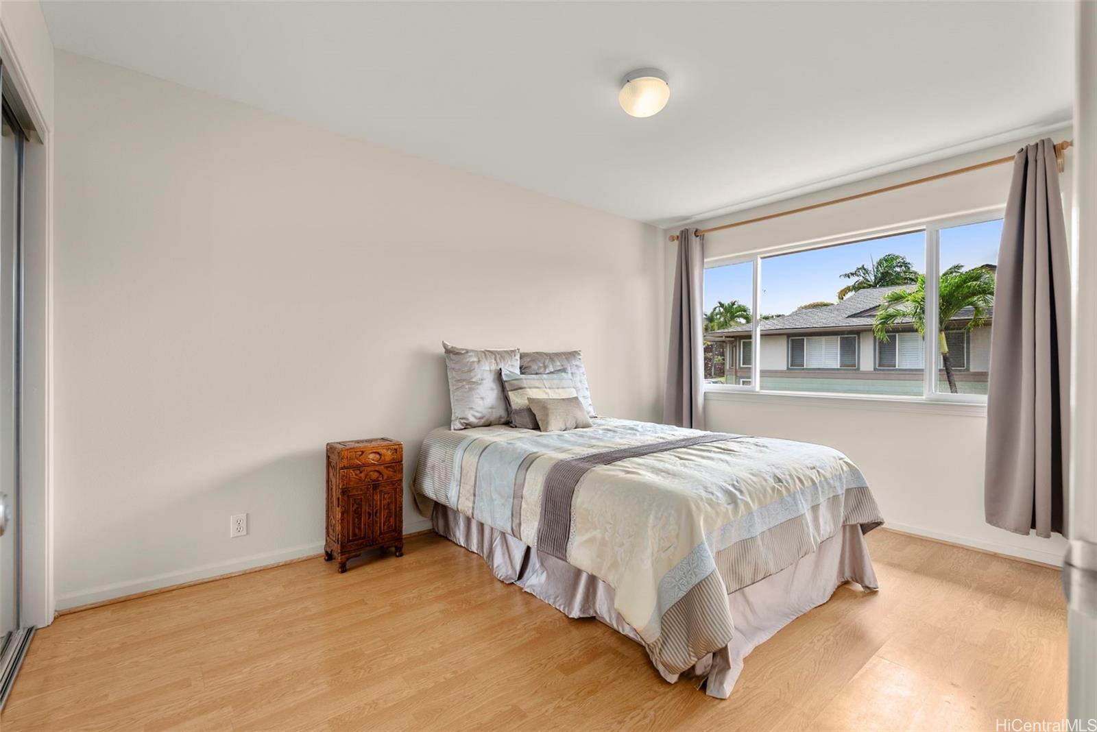 940A  12th Ave Kaimuki, Diamond Head home - photo 14 of 25