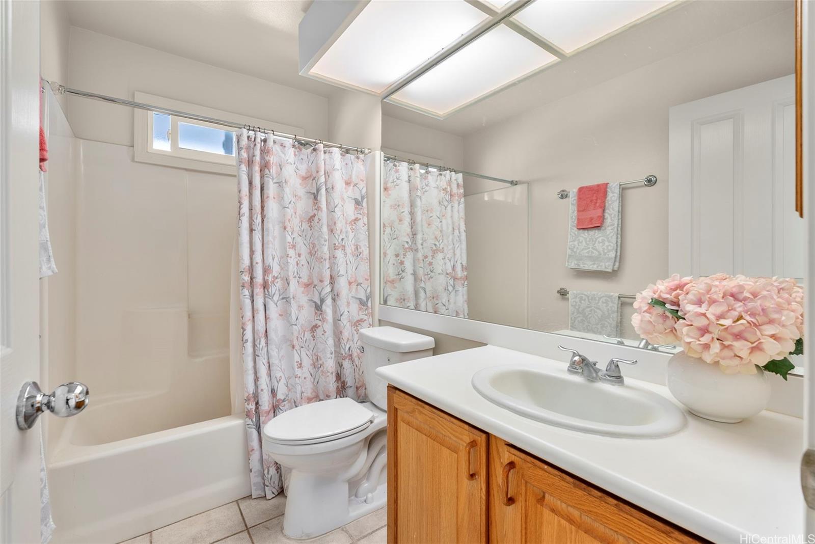 940A  12th Ave Kaimuki, Diamond Head home - photo 8 of 25