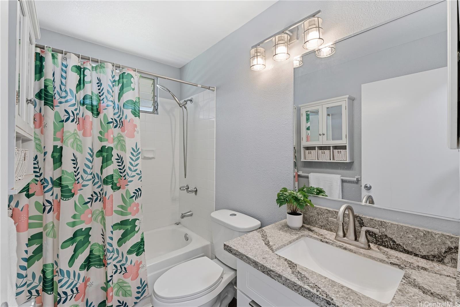 Cliffside Village at Waipio condo # L201, Waipahu, Hawaii - photo 16 of 23