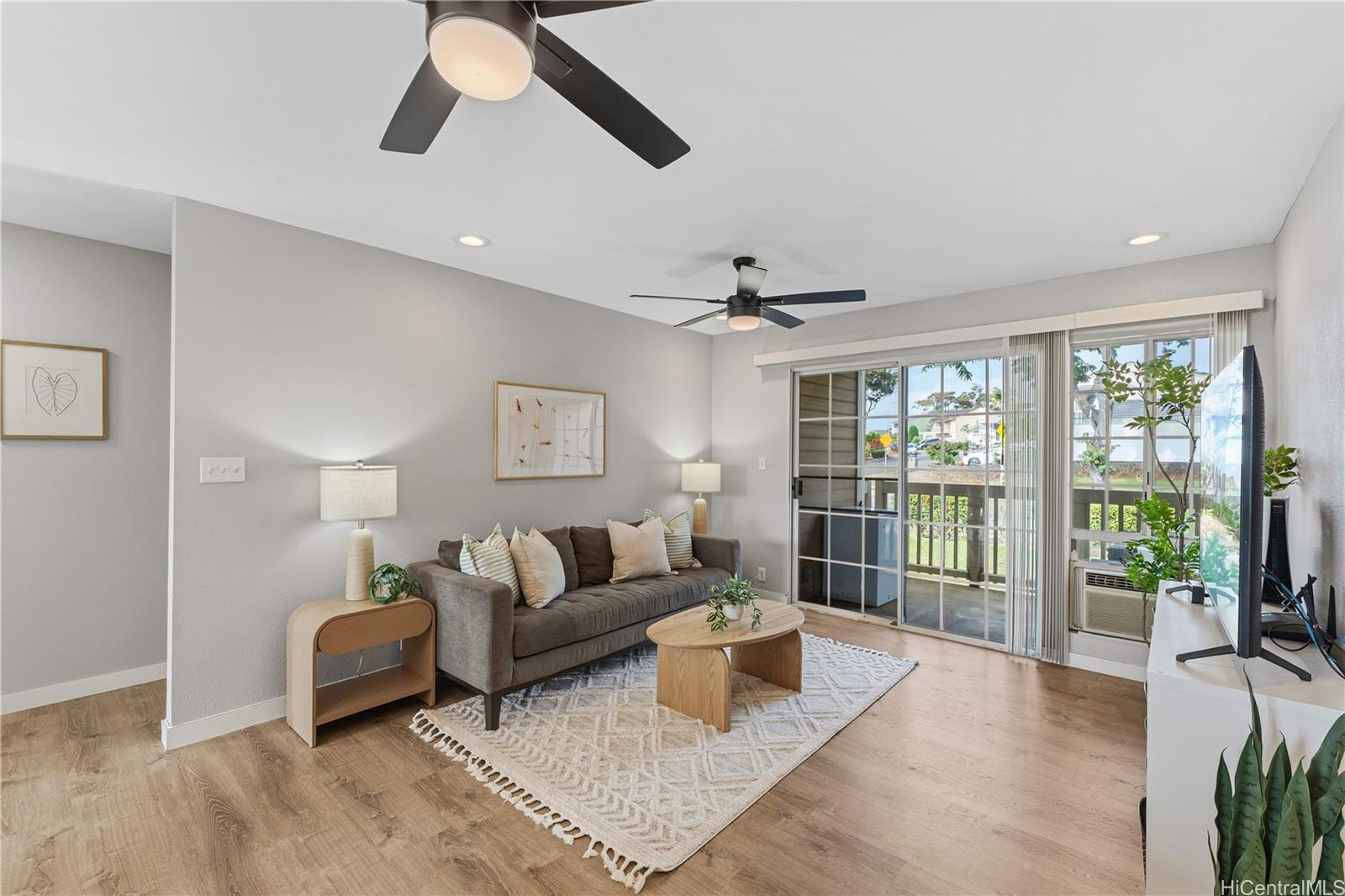 Cliffside Village at Waipio condo # L201, Waipahu, Hawaii - photo 7 of 23