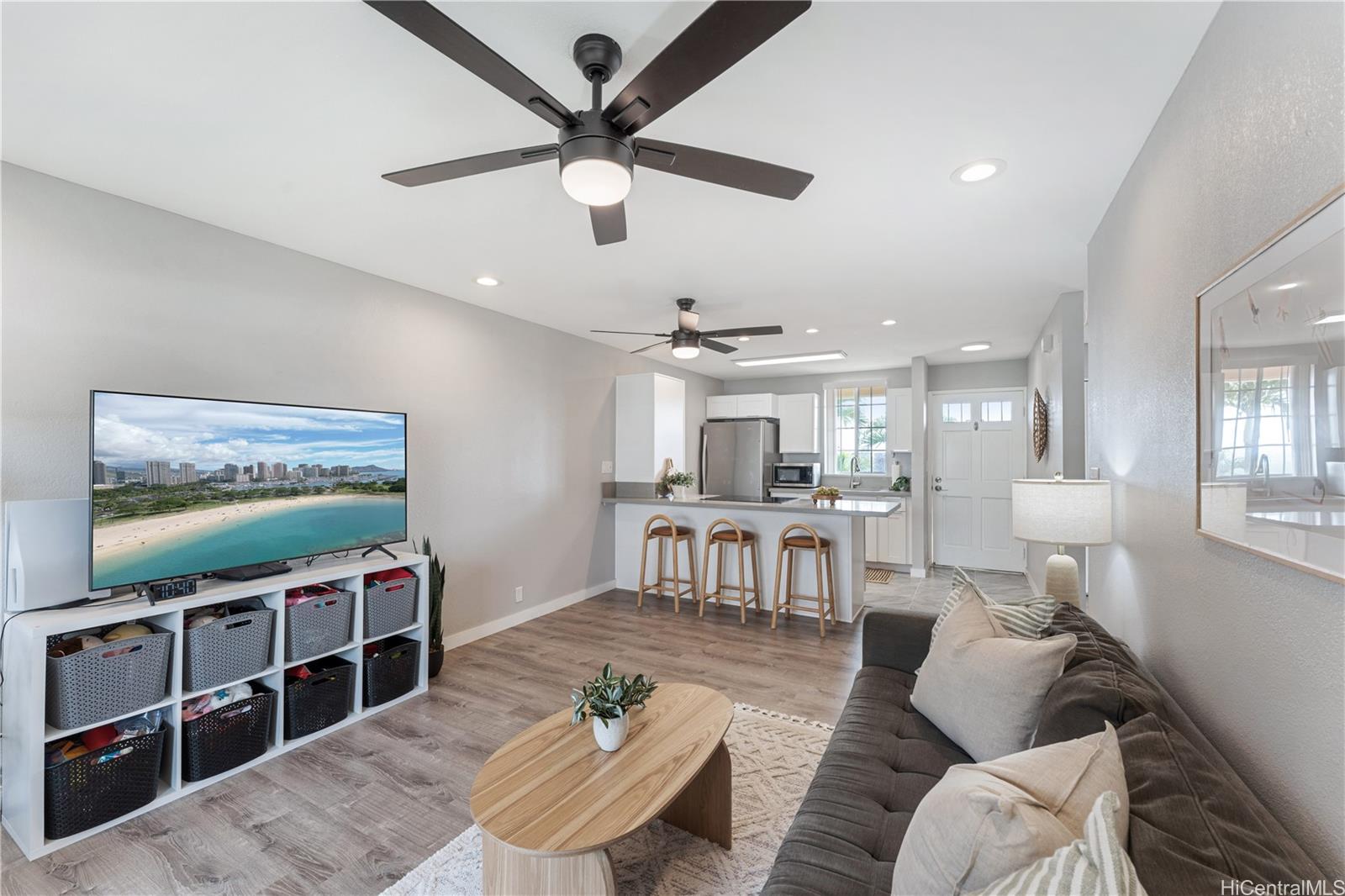 Cliffside Village at Waipio condo # L201, Waipahu, Hawaii - photo 8 of 23