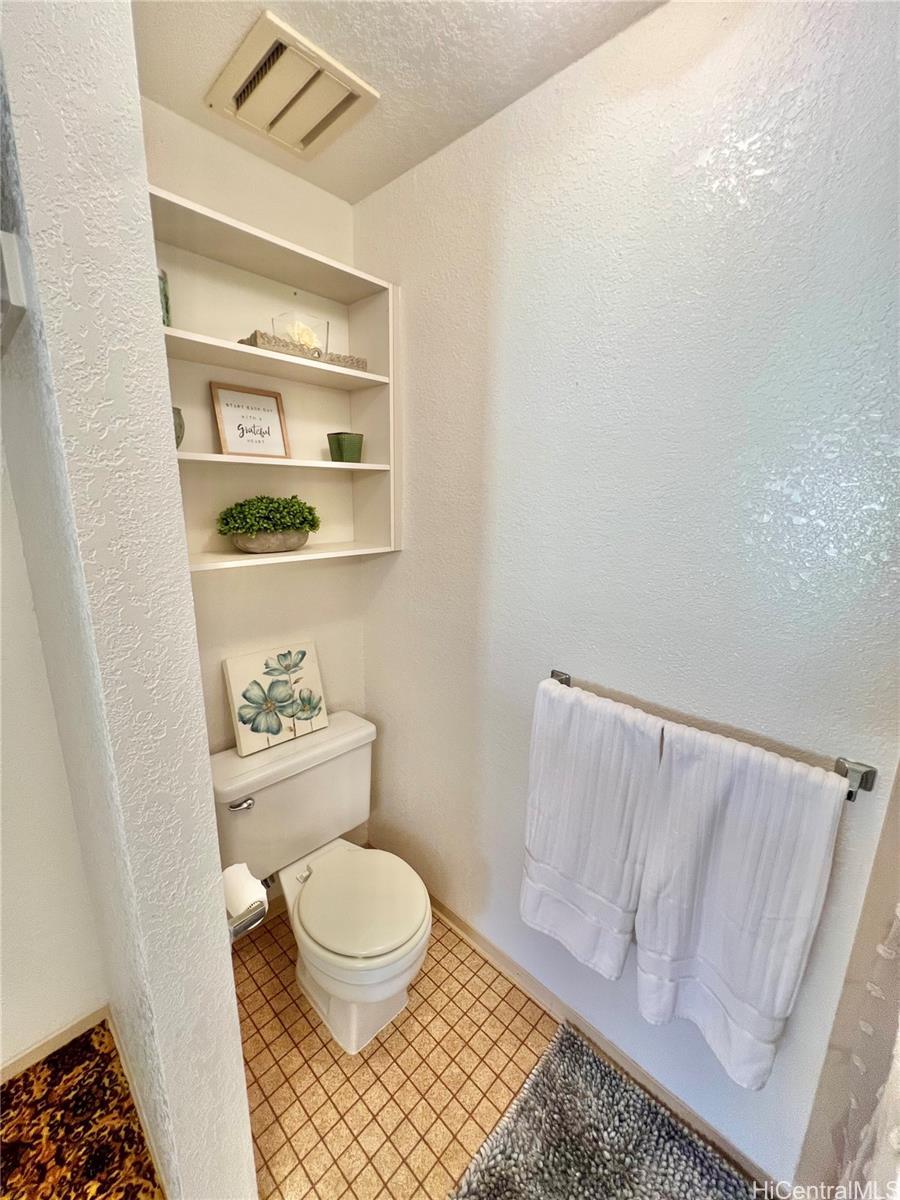 Ihona condo # K7, Waipahu, Hawaii - photo 8 of 14