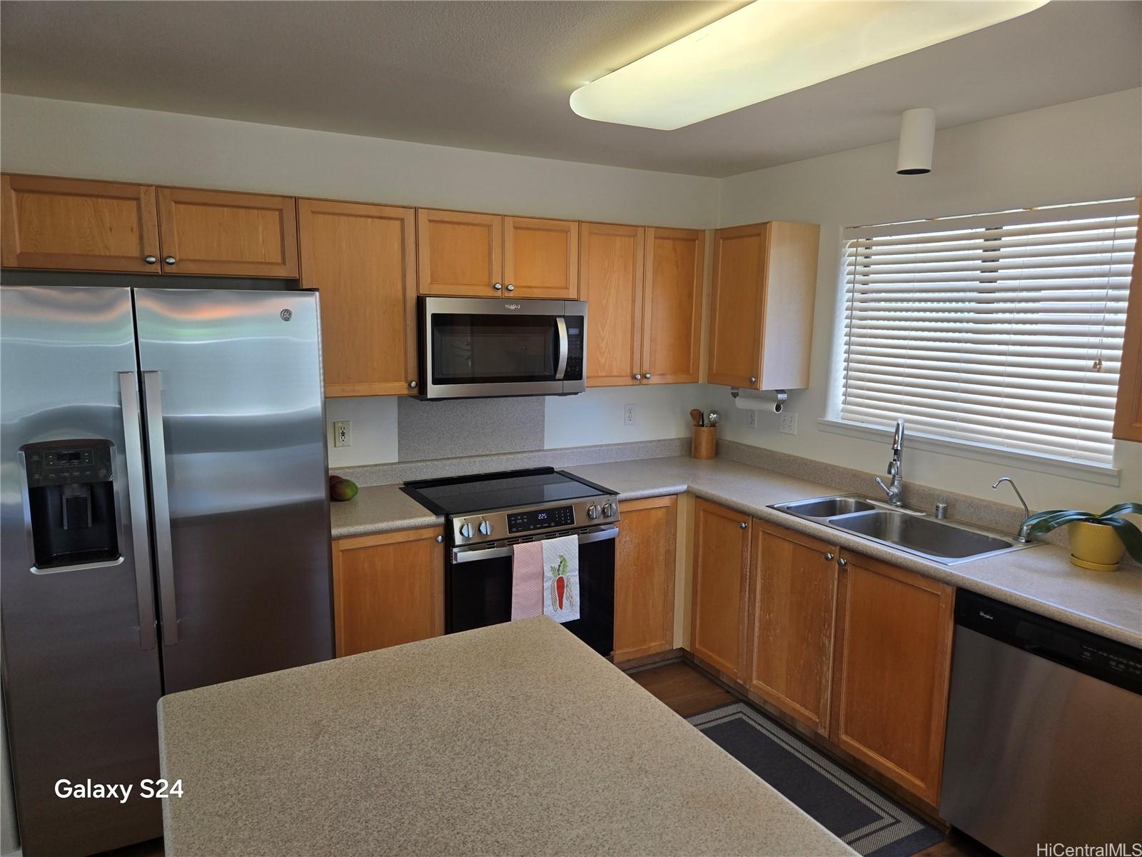 94-1008  Makakoa Loop Royal Kunia, Waipahu home - photo 4 of 25