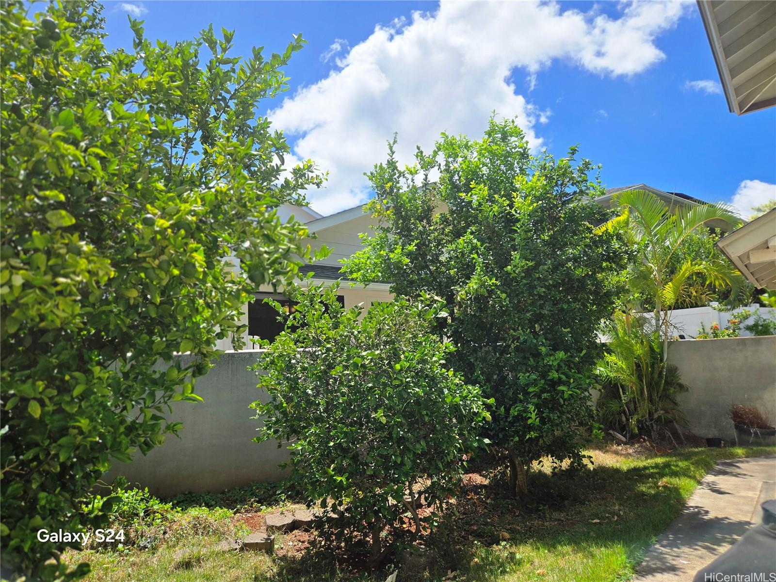 94-1008  Makakoa Loop Royal Kunia, Waipahu home - photo 10 of 24