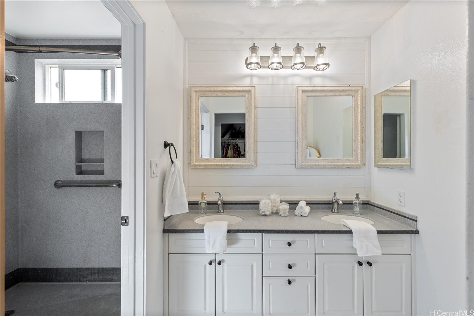 94-1008  Waiopae Street Royal Kunia, Waipahu home - photo 10 of 20