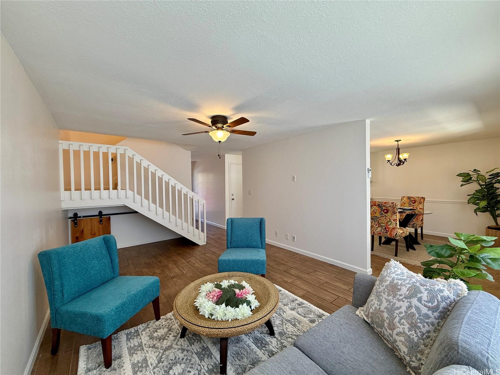 Mililani Town Assoc townhouse # 85, Mililani, Hawaii - photo 3 of 19