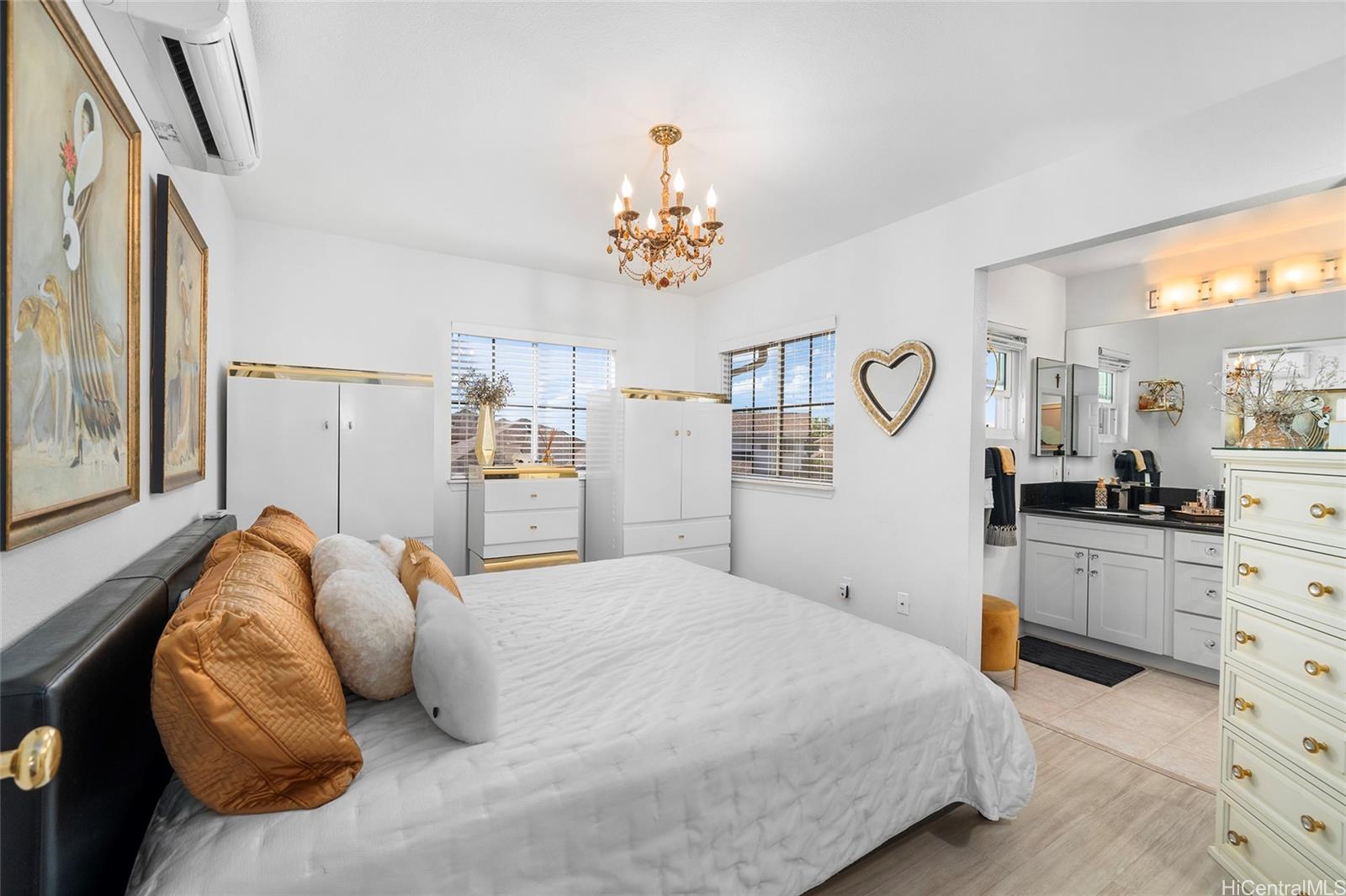 94-1010  Maiau Street Waikele, Waipahu home - photo 9 of 25