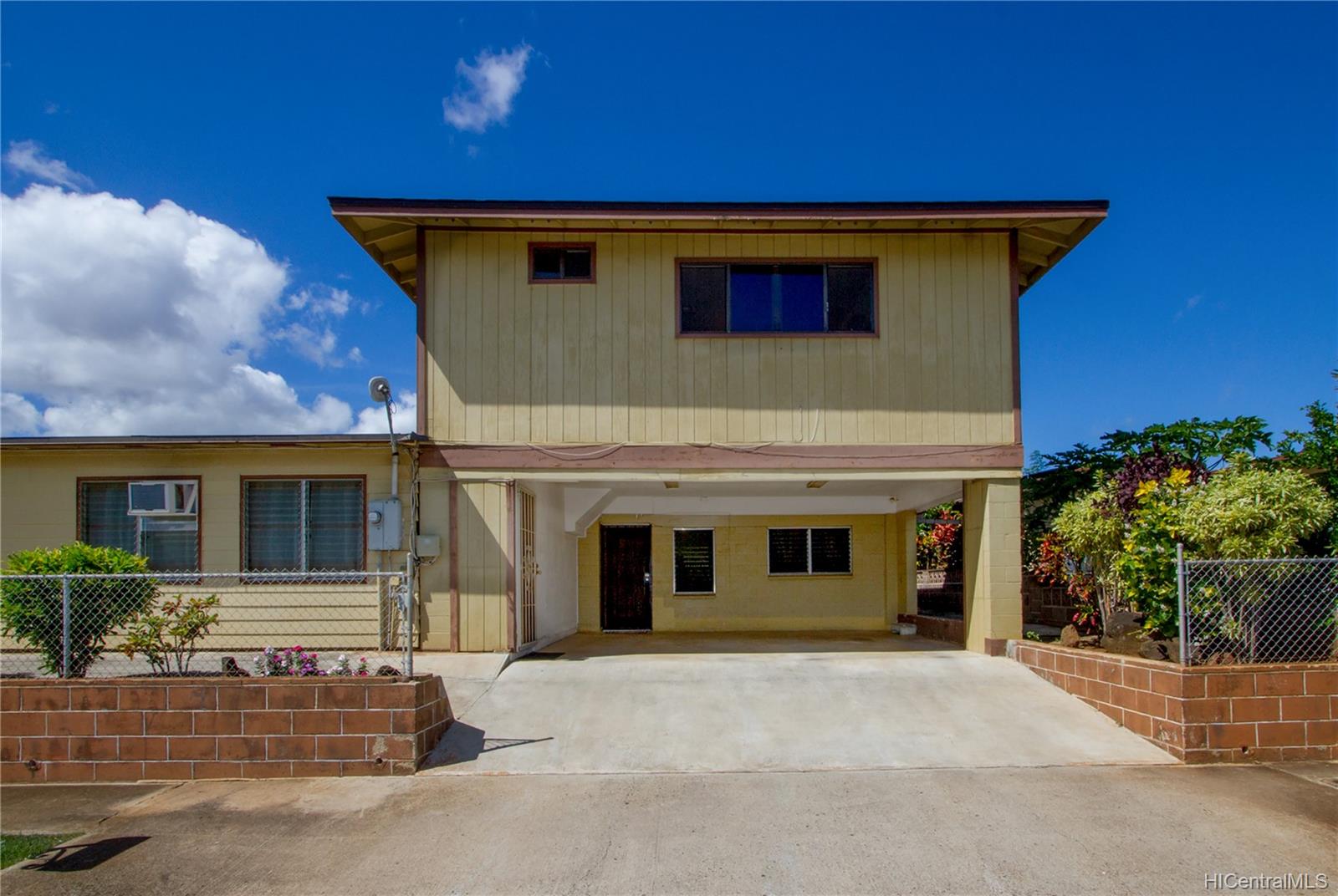 941014 Ulieo Place Waipahu Estates, Waipahu, Hi Multi Family home