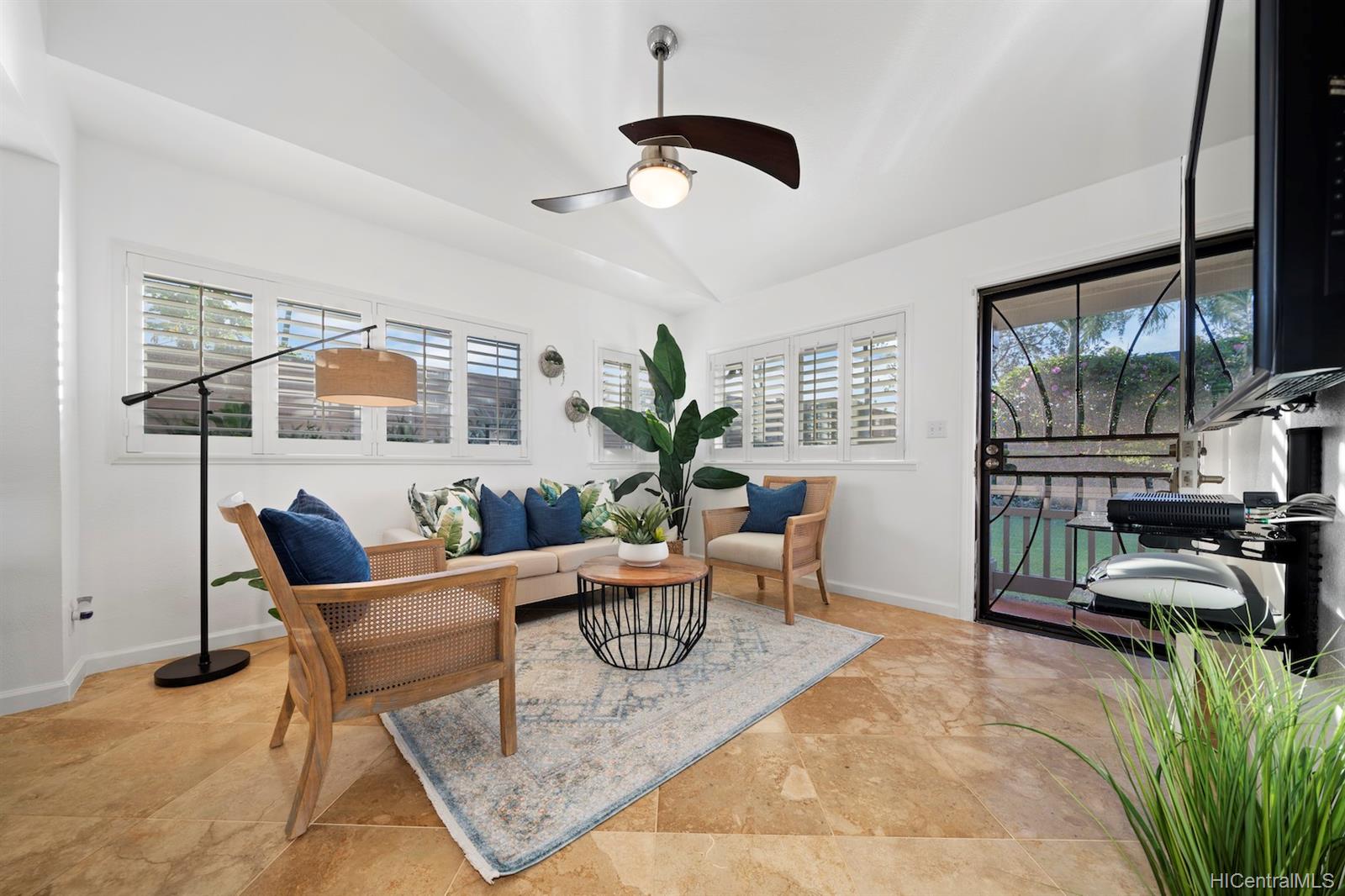 941017 Kuoo Street , Waipahu, Hi 96797 Royal Kunia