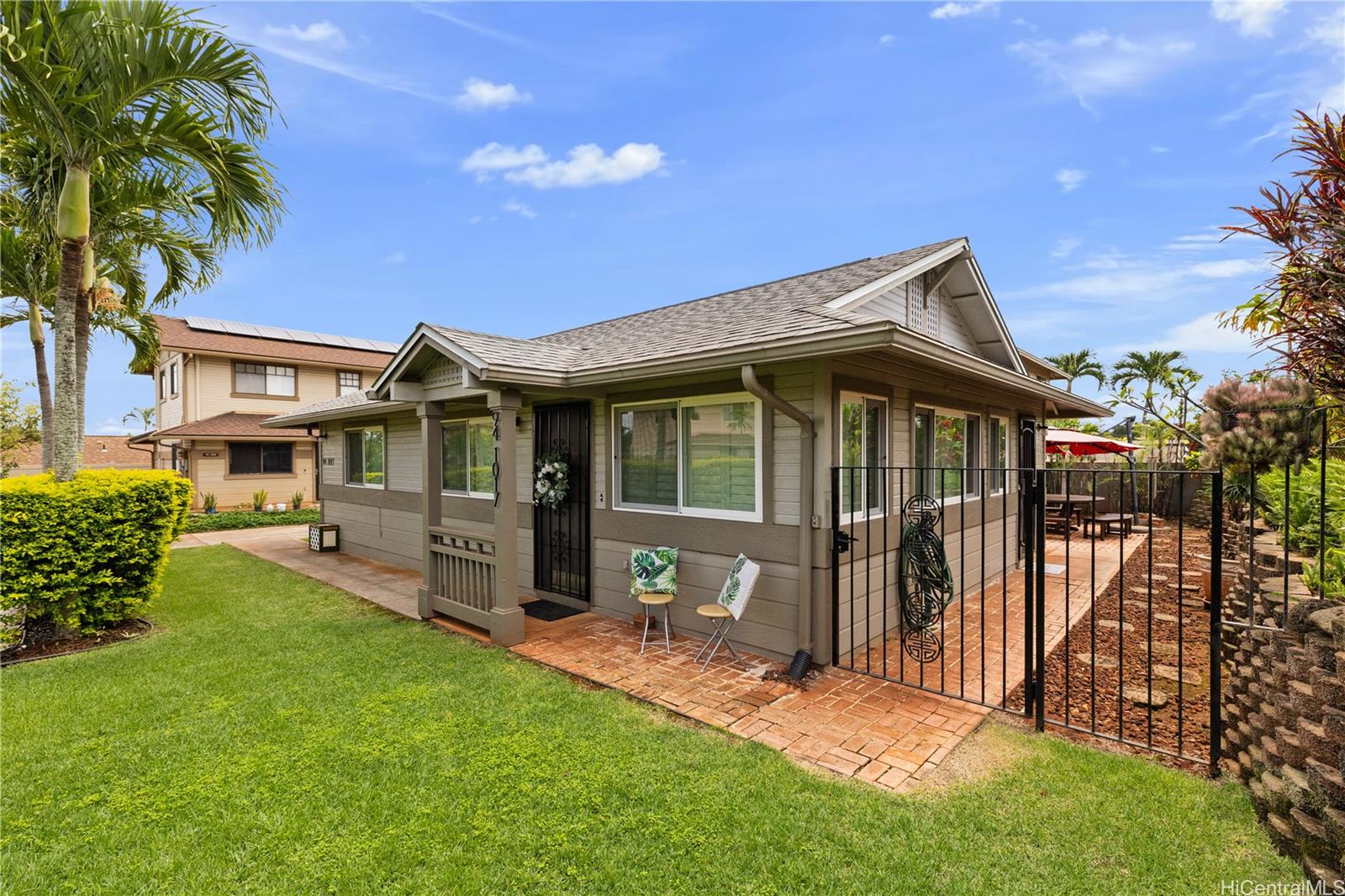 94-1017  Kuoo Street Royal Kunia, Waipahu home - photo 16 of 23