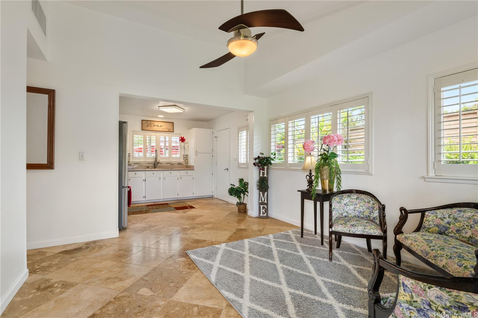 94-1017  Kuoo Street Royal Kunia, Waipahu home - photo 4 of 23