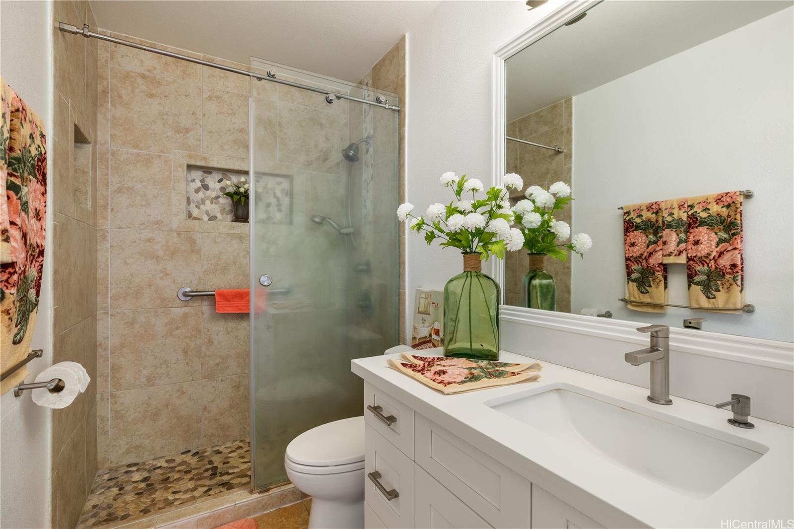 94-1017  Kuoo Street Royal Kunia, Waipahu home - photo 9 of 23