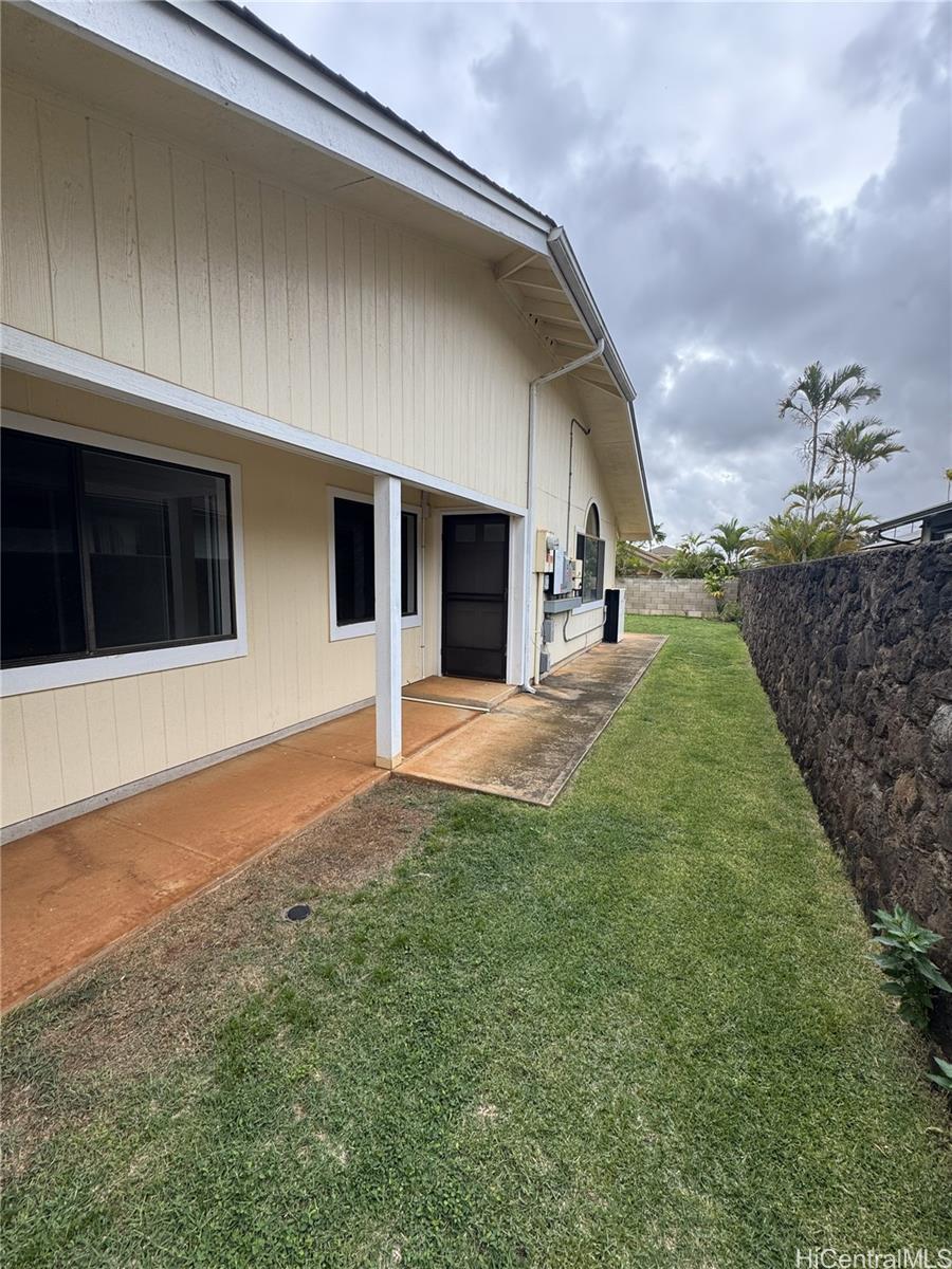 94-1017  Punono Pl Mililani Area, Central home - photo 3 of 22