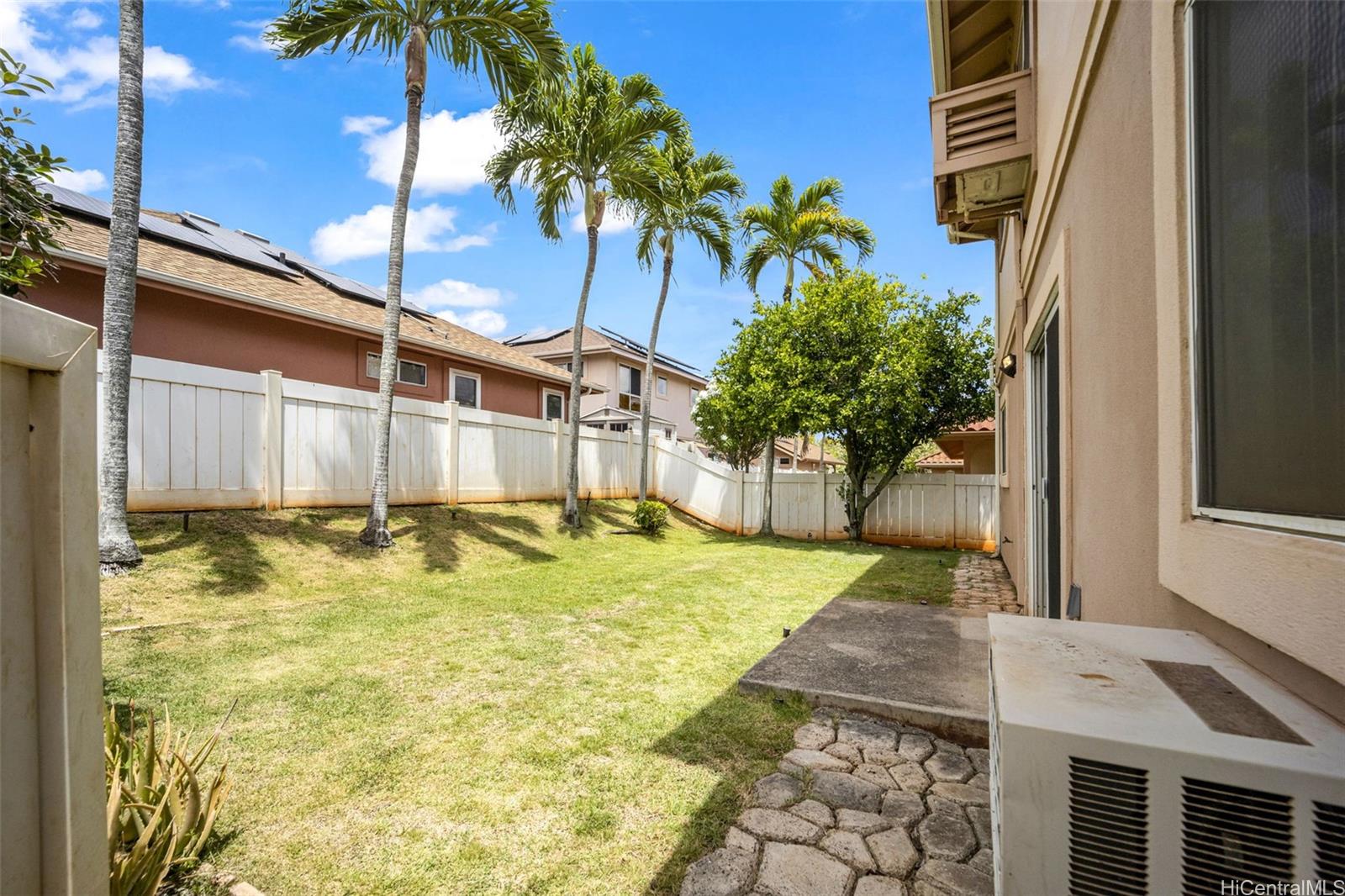 94-1023  Maiau Street Waikele, Waipahu home - photo 23 of 25