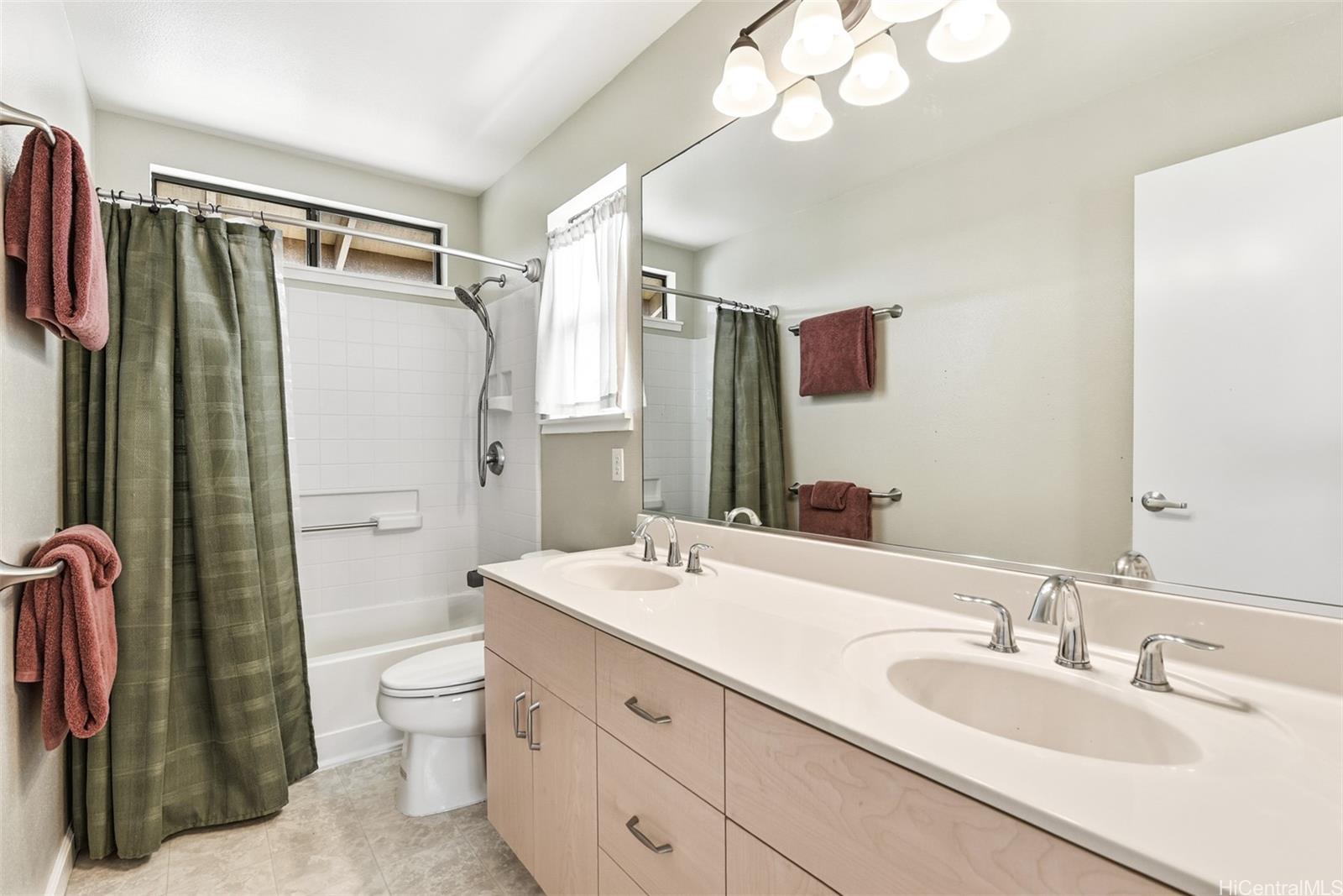 94-1024  Pouhana Way Royal Kunia, Waipahu home - photo 20 of 25