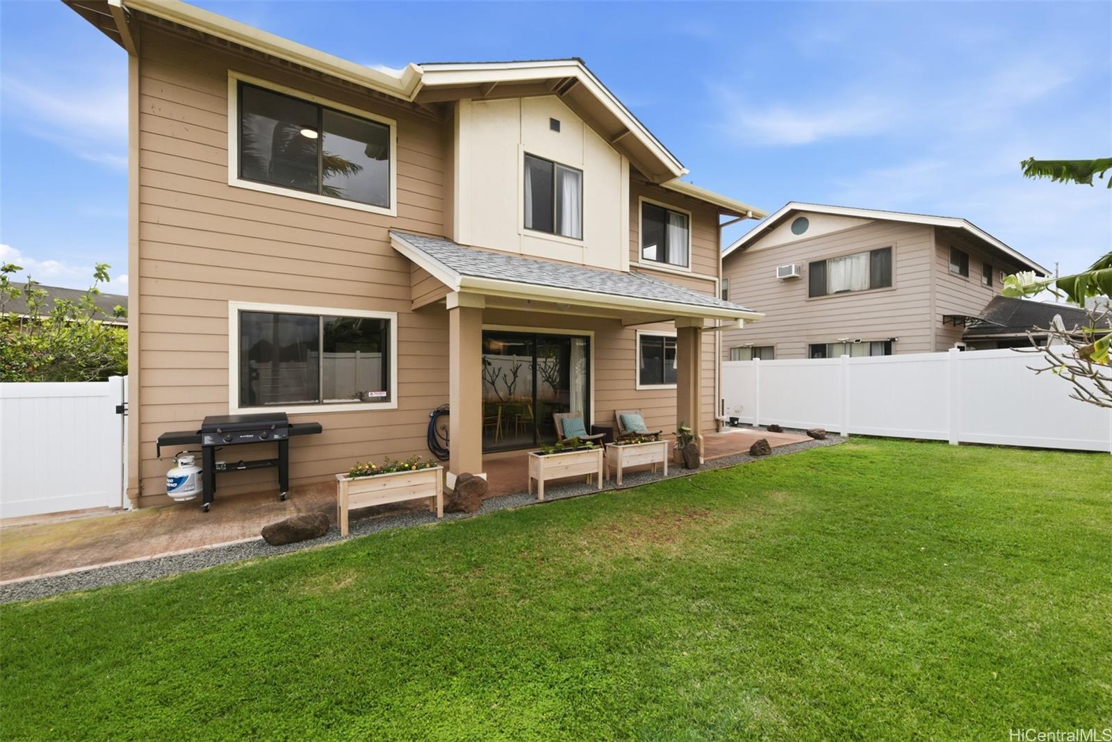 94-1024  Pouhana Way Royal Kunia, Waipahu home - photo 22 of 25