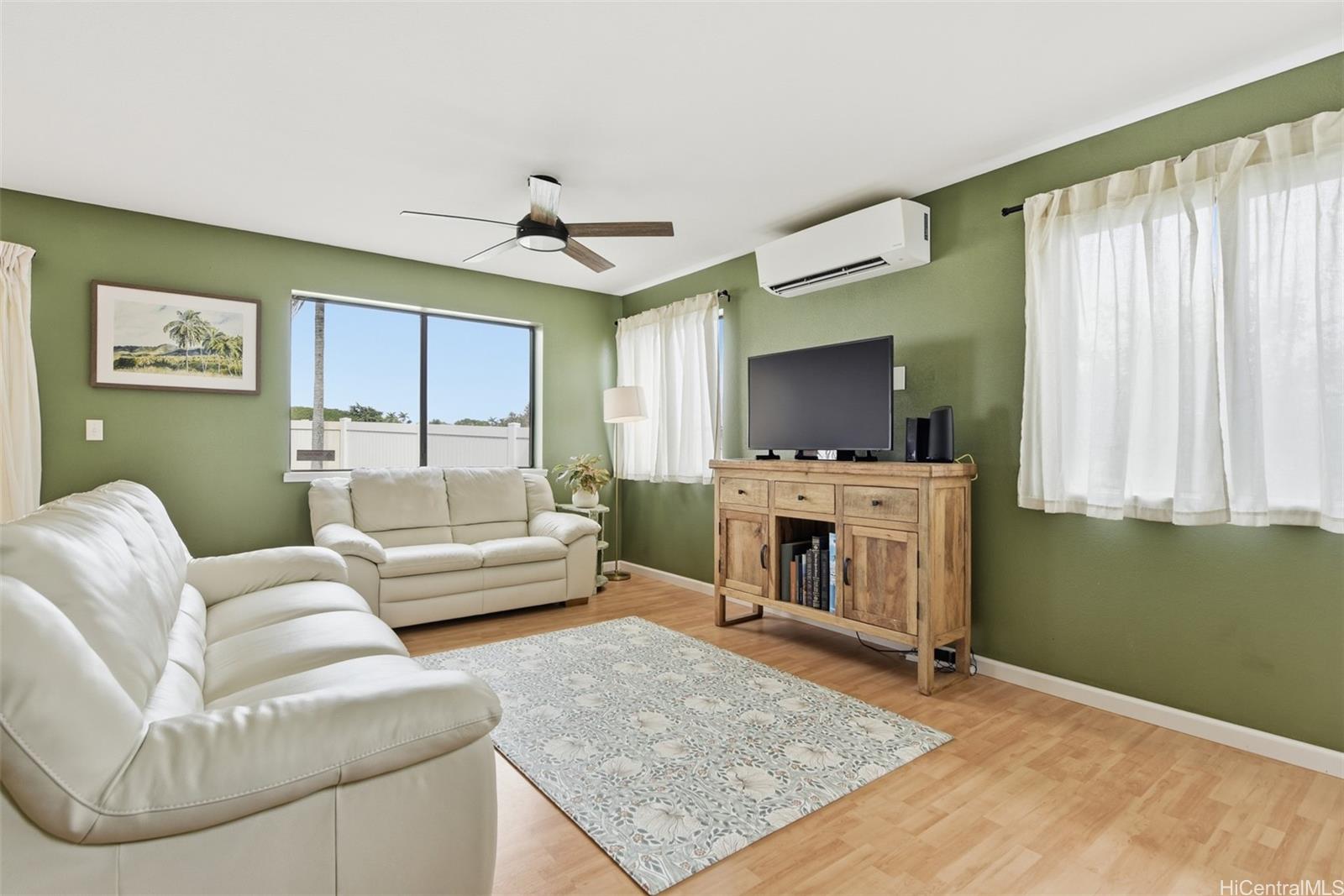 94-1024  Pouhana Way Royal Kunia, Waipahu home - photo 4 of 25