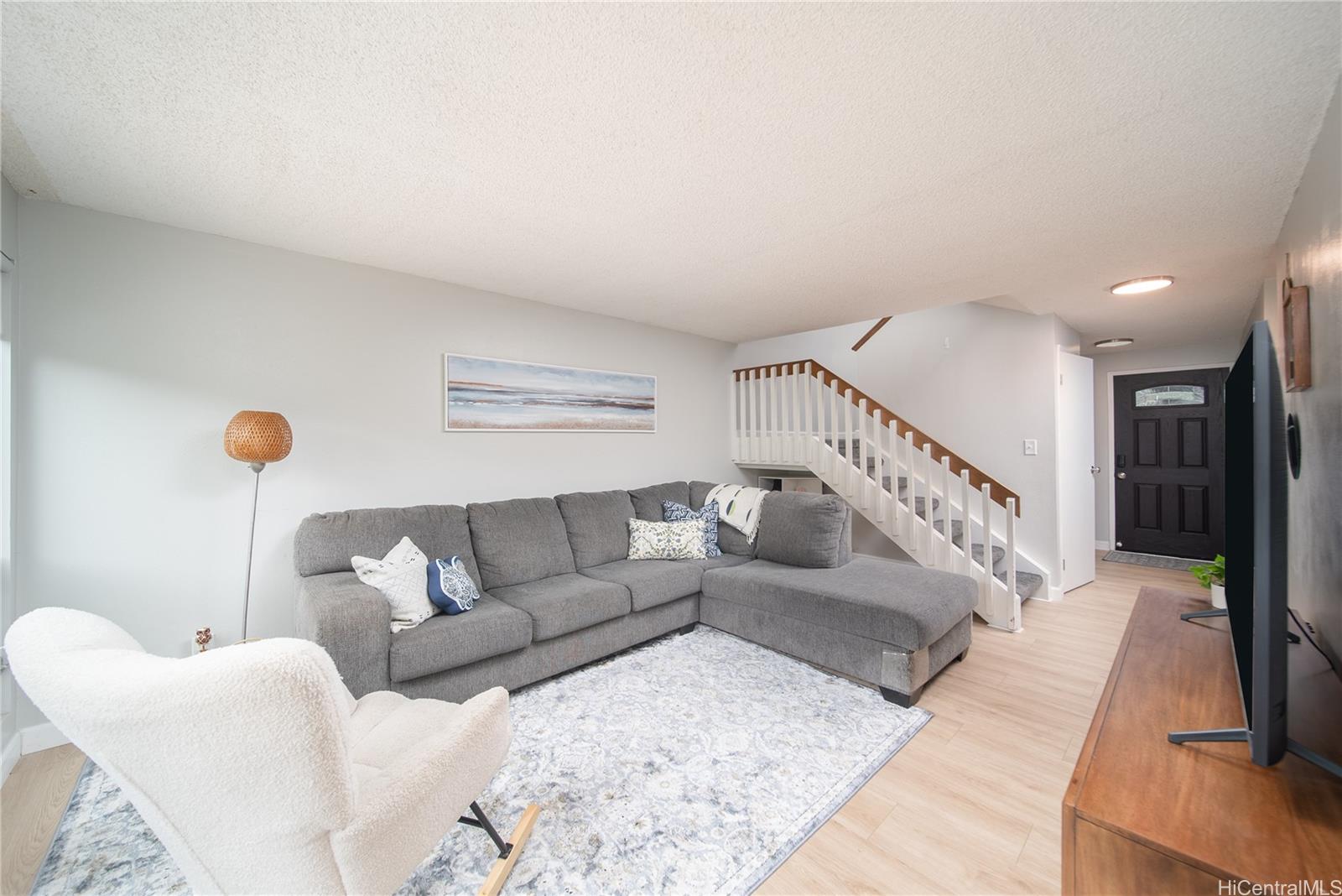 MTA townhouse # 60, Mililani, Hawaii - photo 2 of 24