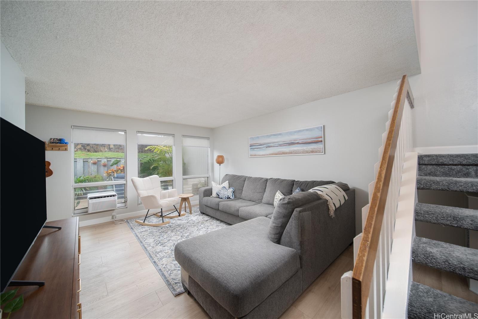 MTA townhouse # 60, Mililani, Hawaii - photo 4 of 24