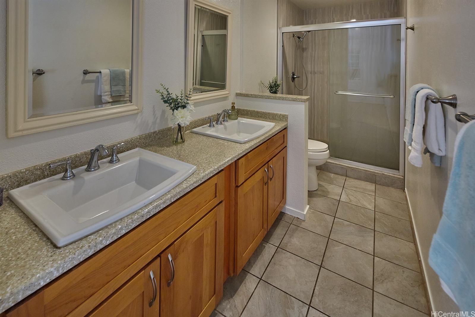 94-1028  Leomana Place Waipio Gentry, Waipahu home - photo 14 of 23