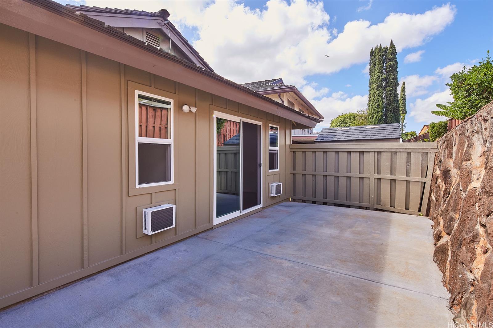 94-1028  Leomana Place Waipio Gentry, Waipahu home - photo 21 of 23