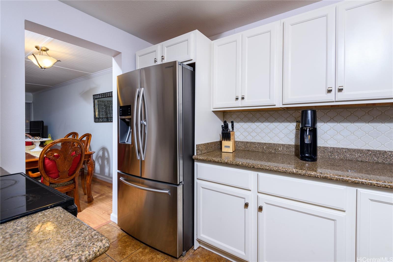 MTA townhouse # 79, Honolulu, Hawaii - photo 16 of 25