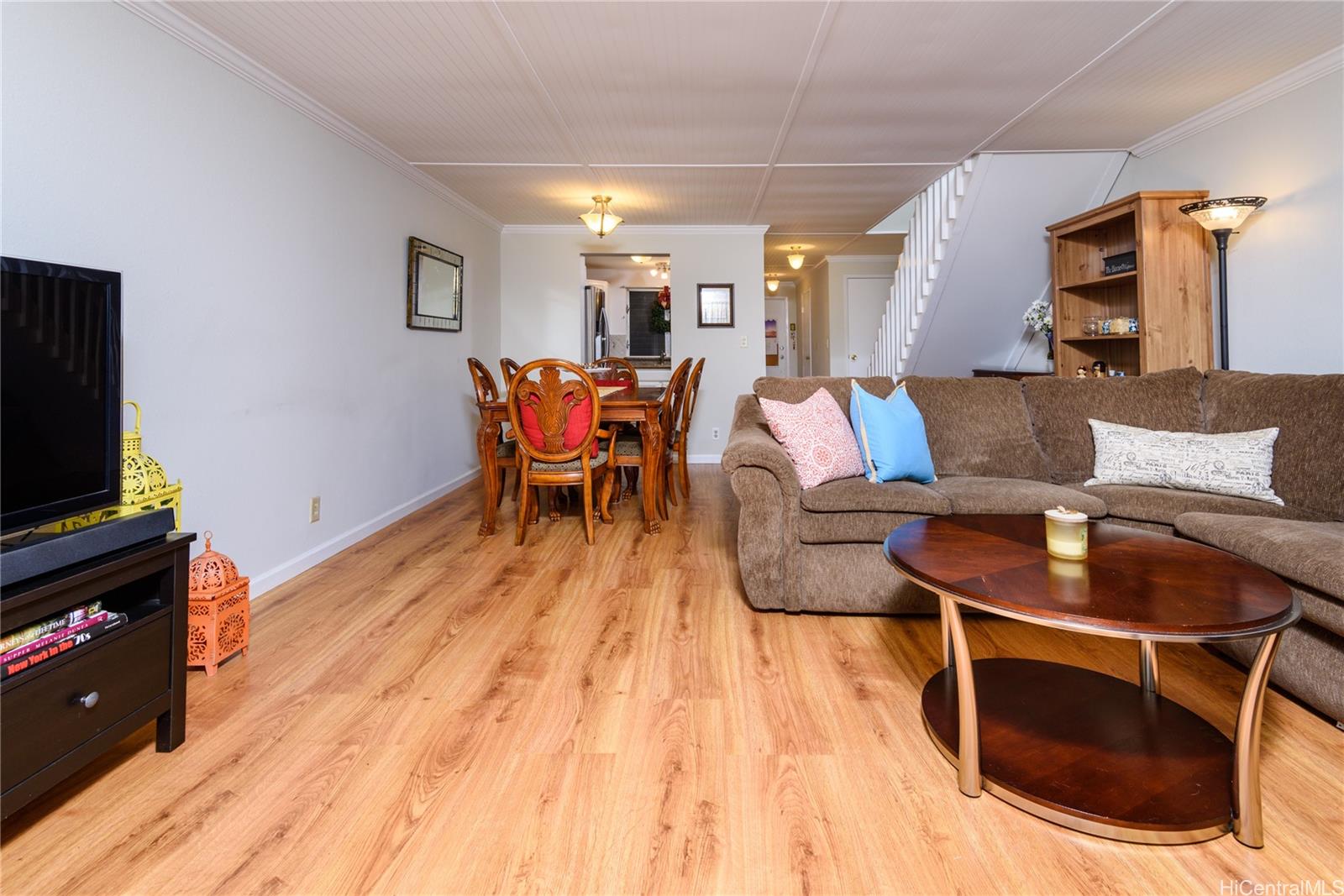 MTA townhouse # 79, Honolulu, Hawaii - photo 8 of 25