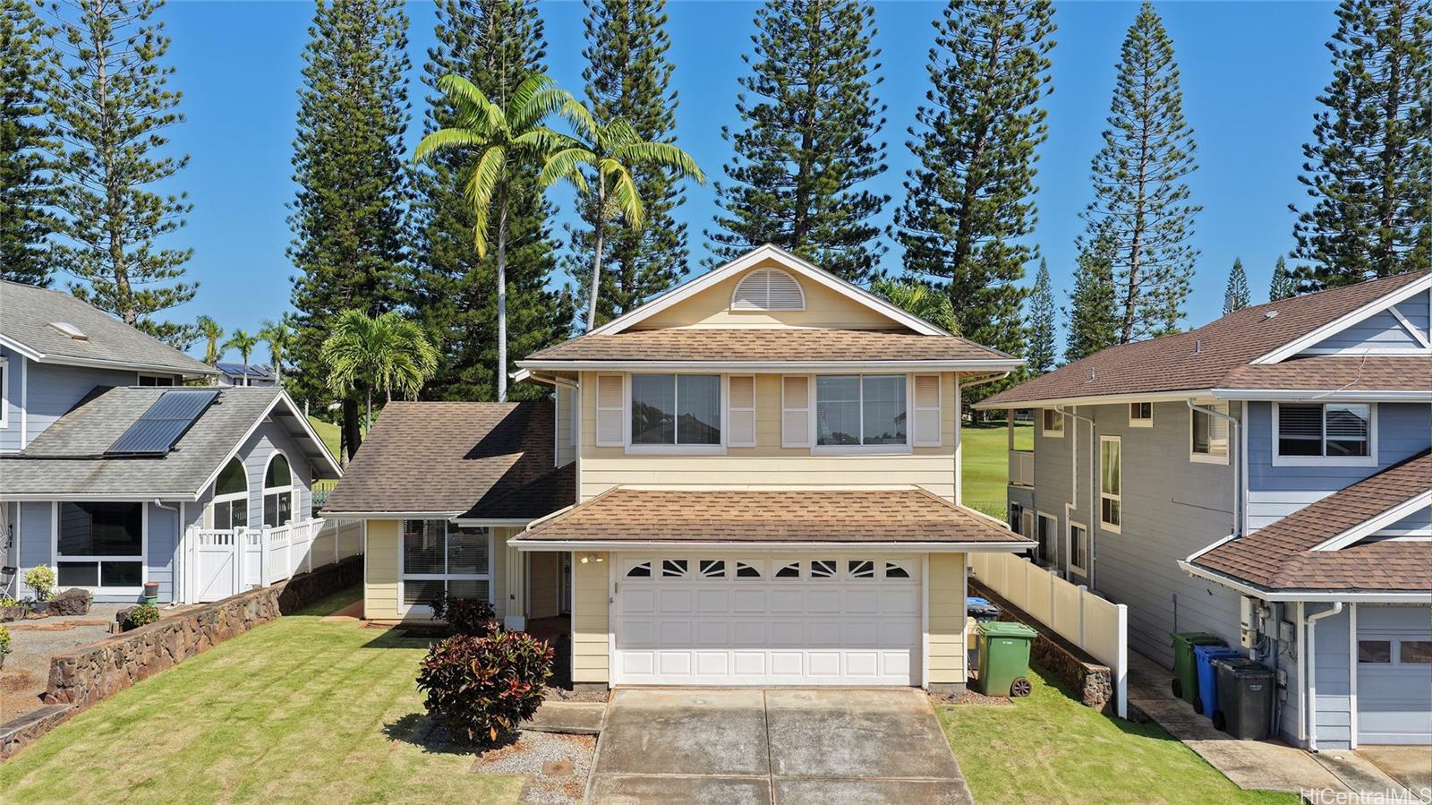 94-1030  Pulelo Street Waikele, Waipahu home - photo 3 of 23