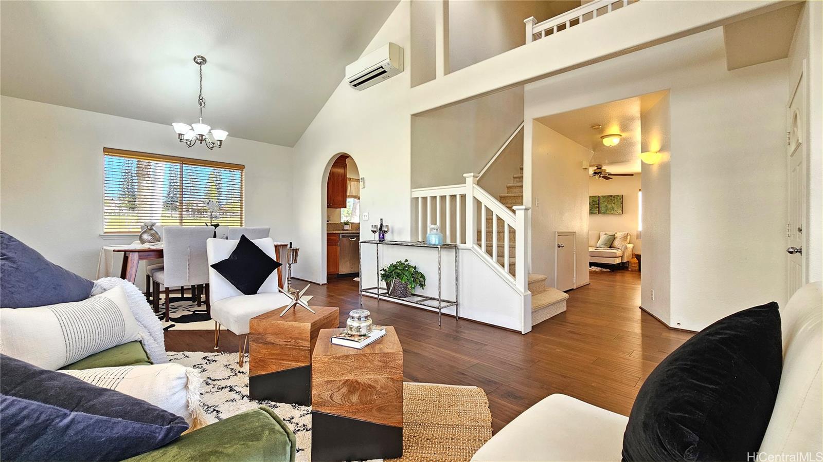 94-1030  Pulelo Street Waikele, Waipahu home - photo 6 of 23