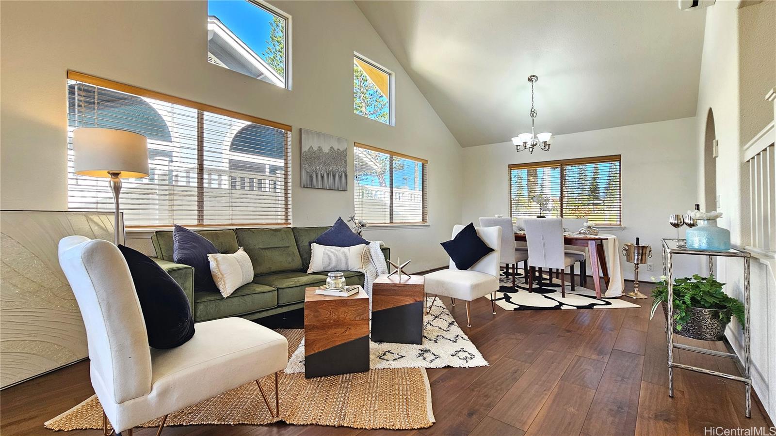 94-1030  Pulelo Street Waikele, Waipahu home - photo 7 of 23