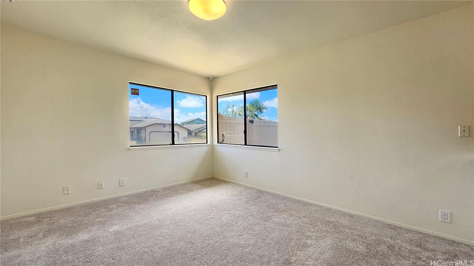 94-1031  Ahahui Place Mililani Area, Central home - photo 12 of 24