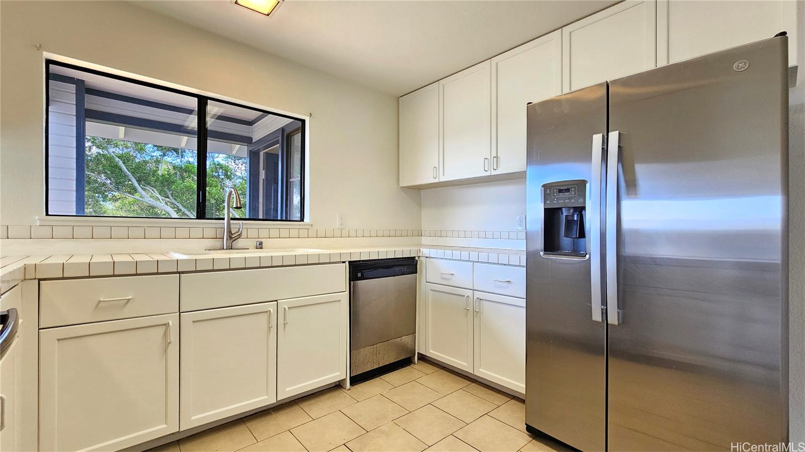 94-1031  Ahahui Place Mililani Area, Central home - photo 14 of 24