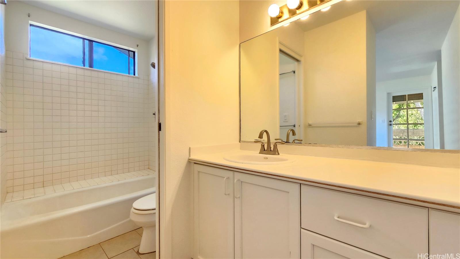 94-1031  Ahahui Place Mililani Area, Central home - photo 22 of 24