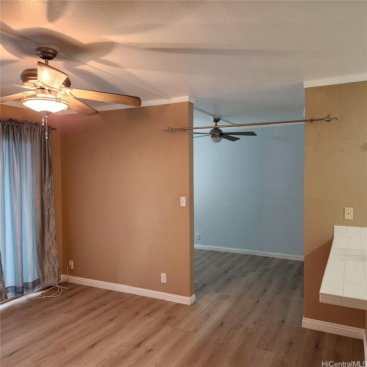 Waipio Gentry townhouse # G4, Waipahu, Hawaii - photo 4 of 11